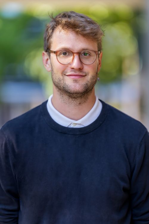 „…, dass Auschwitz nicht noch einmal sei.“ - Vortrag von Niklas Lämmel